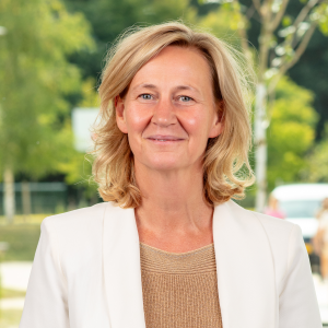 Mw. L.C. Prins - Groevenbeek